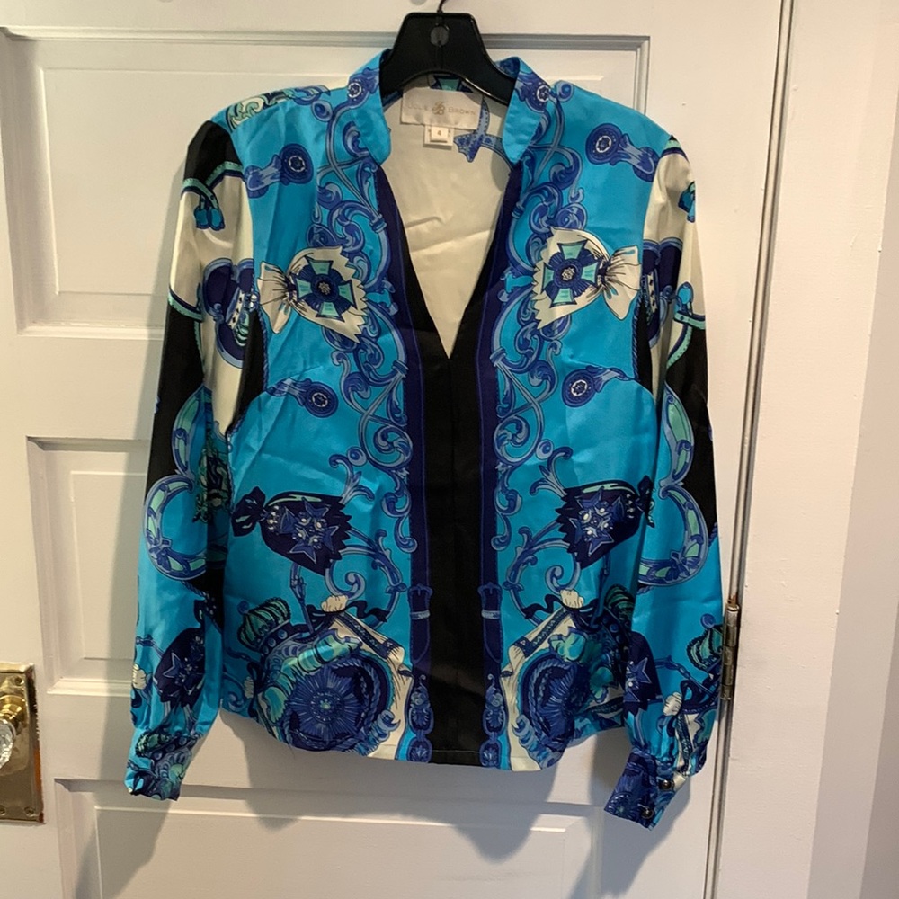 Blue pattern silk long sleeve top